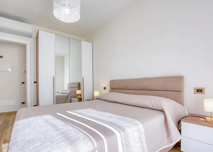 Apartment 1 Bedroom In